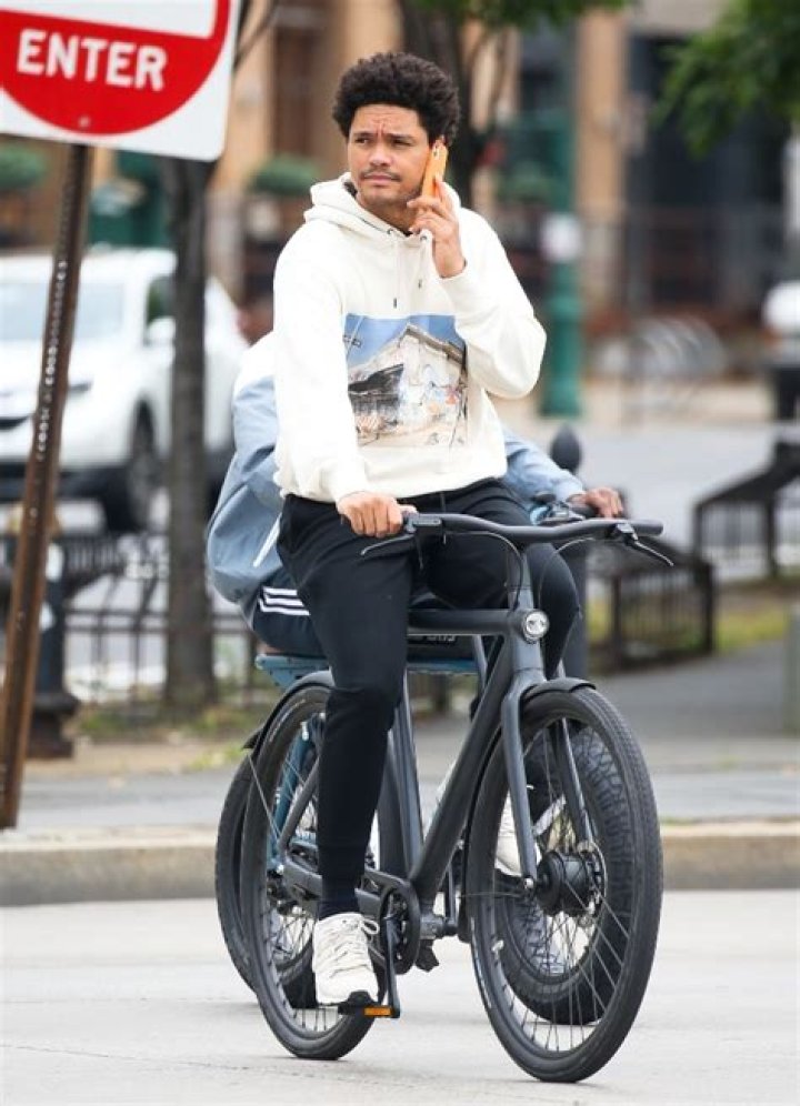 SNAPPED! The pics that prove celebs are just like us sometimes You