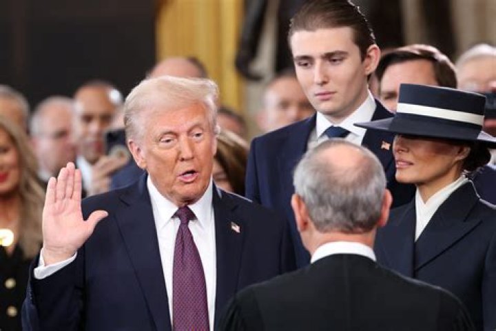 SwashVillage Biografía de Barron Trump