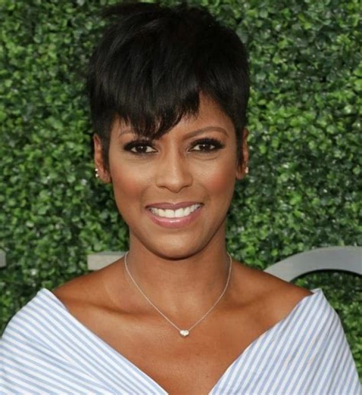 Tamron Hall Age, Net Worth, Husband, Family & Biography BigNameBio