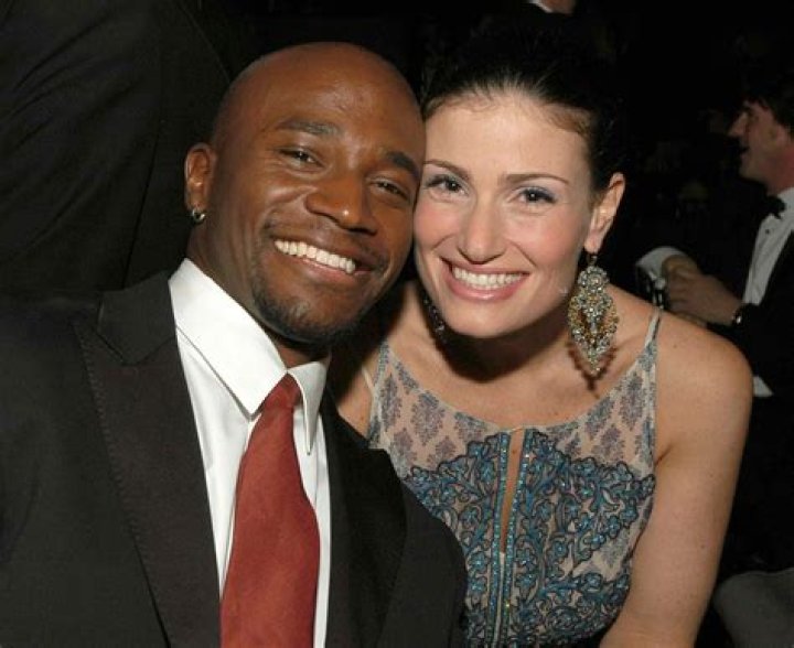Taye Diggs and Idina Menzel Expecting First Baby HuffPost Entertainment