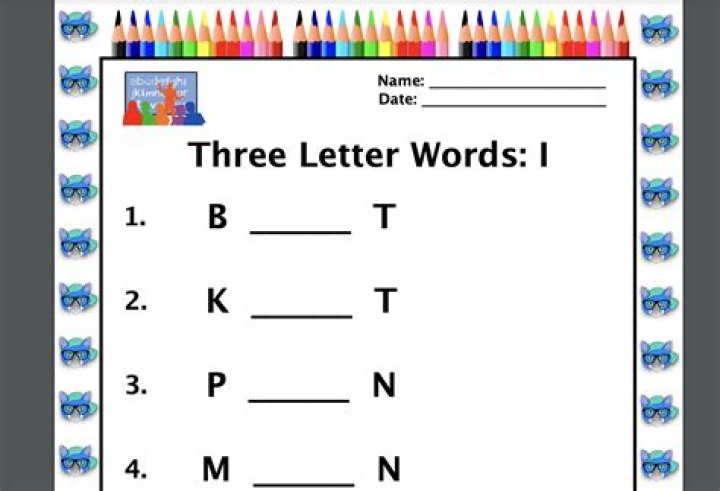 Free Three-Letter Words Worksheets for Kindergarten PDF