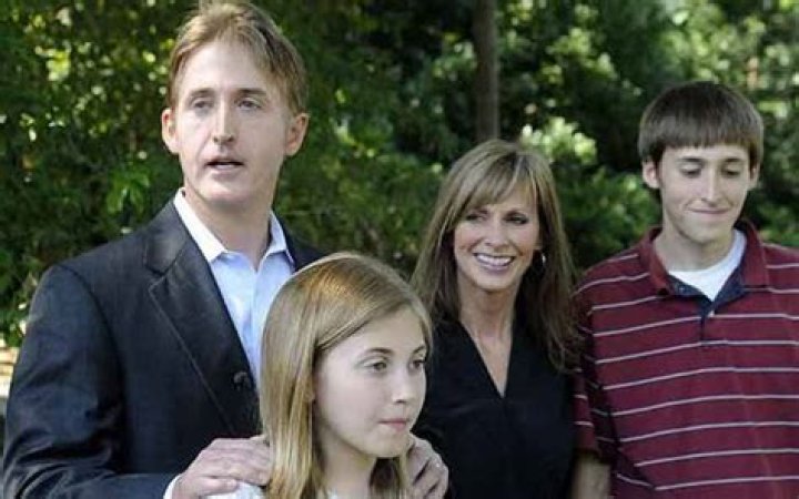 Trey Gowdy Bio, Age, Family, Wife, Podcast, Book, Fox News, Salary, and