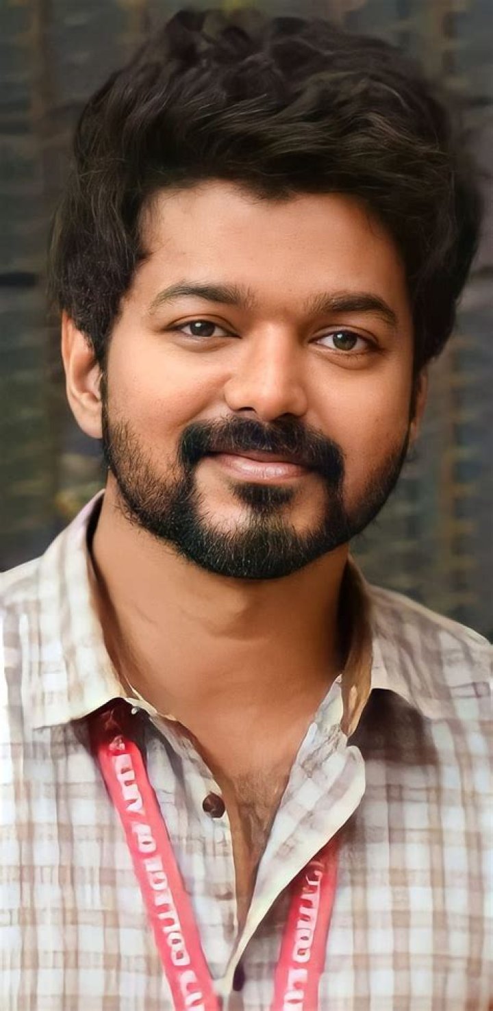 Vijay, malavika mohan, master, thalapathy, thalapathy vijay, vijay