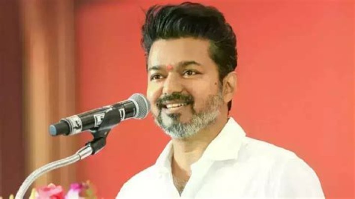 Vijay Thalapathy (Actor) Biography, Age, Birthday, Height, Weight, Wife