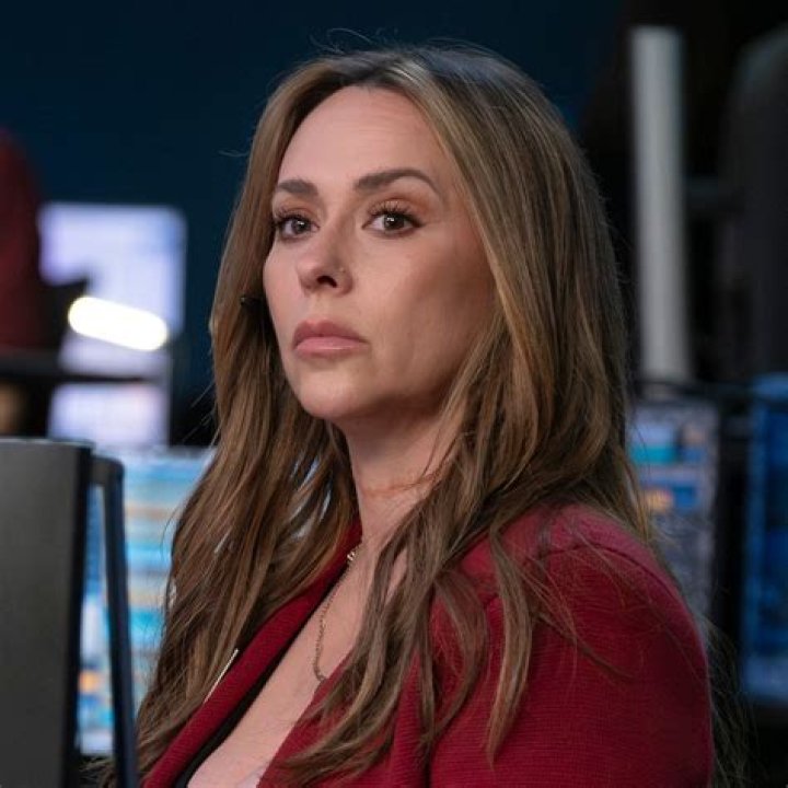 Was Jennifer Love Hewitt really pregnant when filming 911? HELLO!