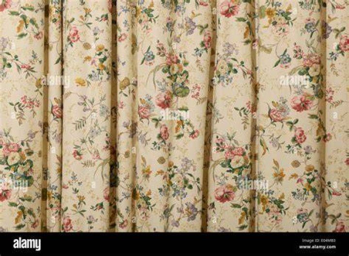 What are chintz curtains?
