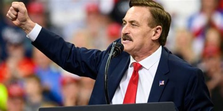What is Mike Lindell's Net Worth? Celebrty