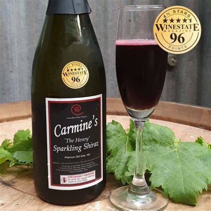 What is the best way to drink sparkling shiraz?