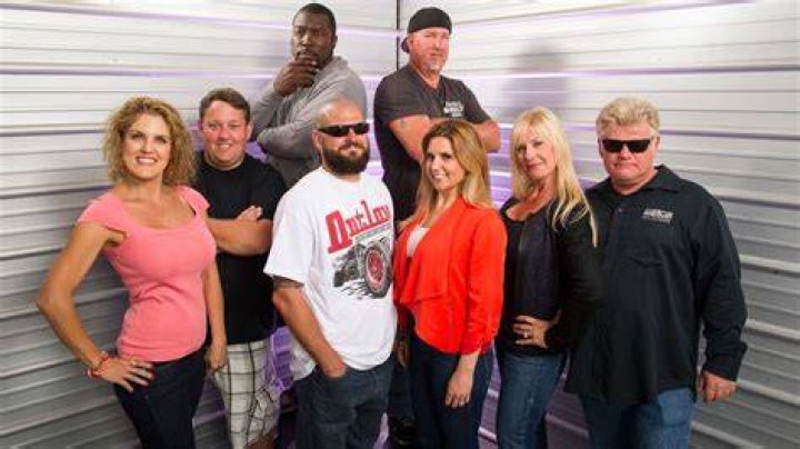 Which episode of Storage Wars has the fight?