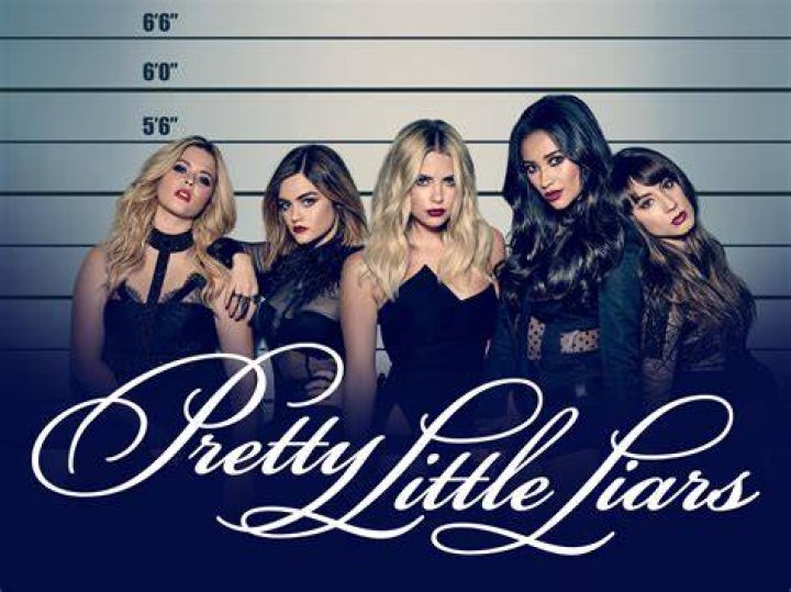 Who are the 5 Girls in Pretty Little Liars?