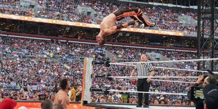 Who has the best moonsault?