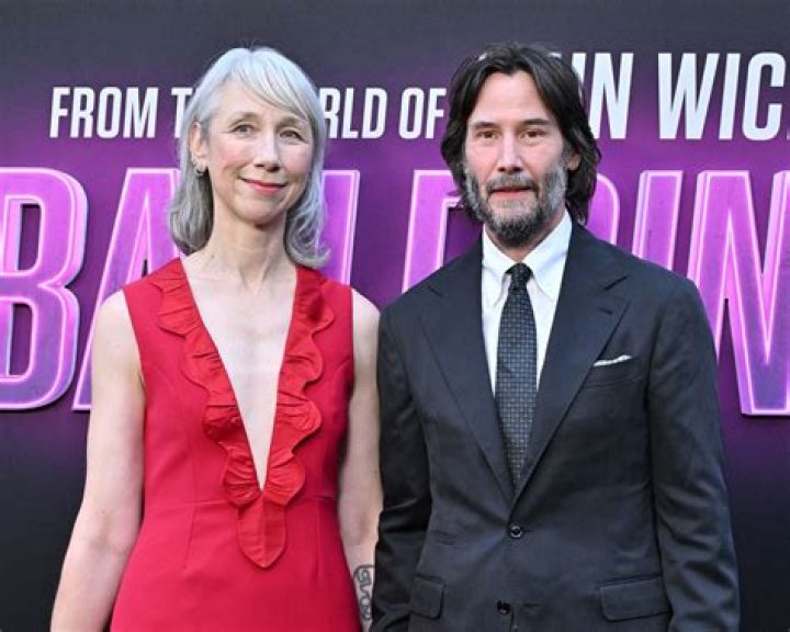 Who Is Keanu Reeves Married to After Death Of His Girlfriend Jennifer