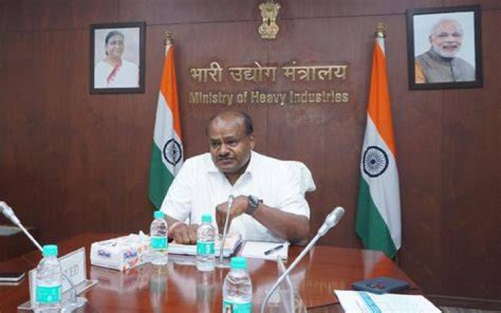 Who is the Minister of industries?