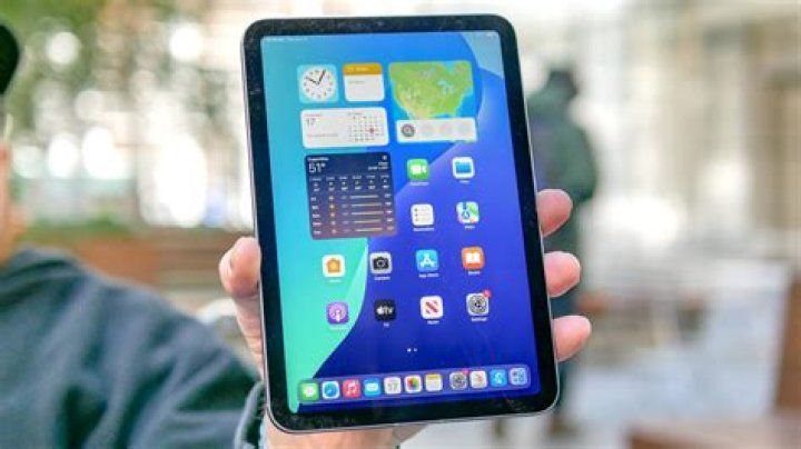 Why is my iPad mini 2 so laggy?