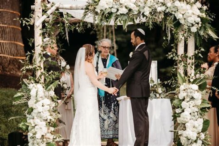 Will a rabbi marry an interfaith couple?