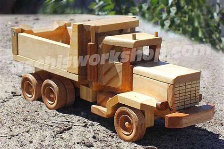 Free Wooden Toy Truck Plans PDF – Download & Build Your Own