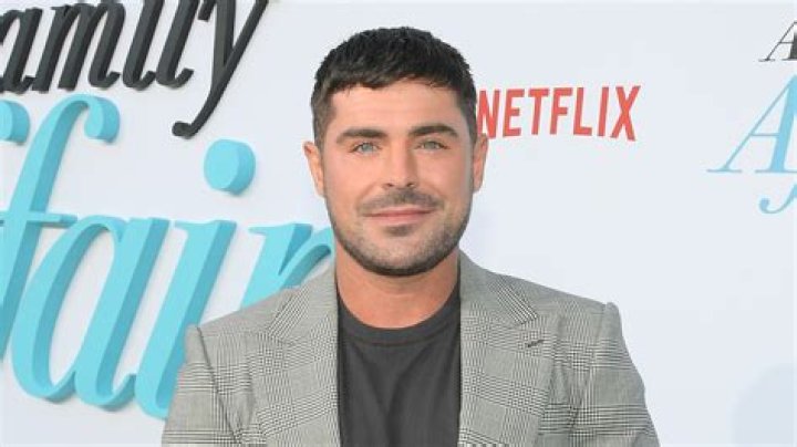Zac Efron&rsquo;s Pals Think His New Relationship Might Last A Really Long